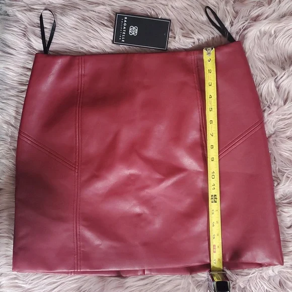 NWT BAGTELLE A-line mini skirt - Picture 2 of 6